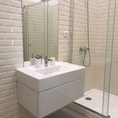 Outsite Coliving - Cais Do Sodre Gasthof *