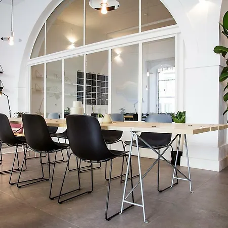 Outsite Coliving - Cais Do Sodre ゲストハウス