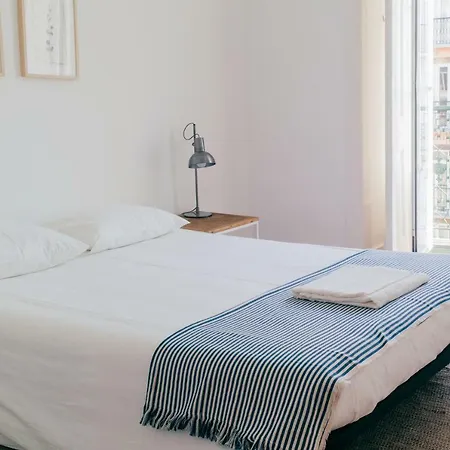 Πανσιόν Outsite Coliving - Cais Do Sodre *